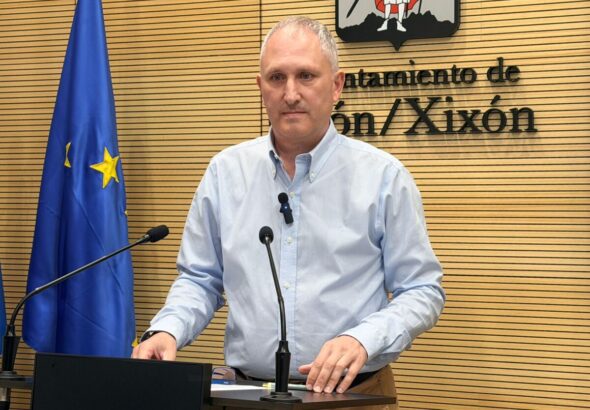 El PSOE pide la comparecencia de Jesús Martínez Salvador por la gestión de las contrataciones de Divertia