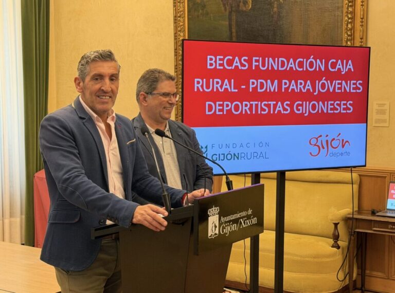 Gijón convoca 25 becas para estudiantes deportistas que se abonarán en tarjetas regalo del comercio local